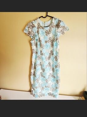 Calvin Klein Aqua and Cream Floral Lace Midi Dress